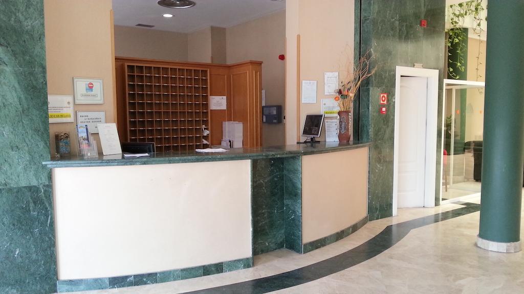 Checkin Madrid Parla Hotel Exterior photo