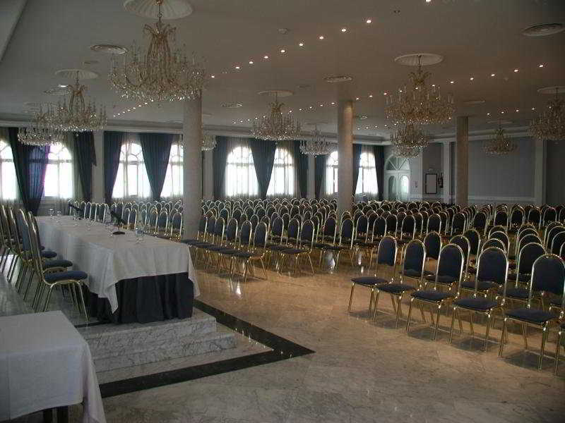 Checkin Madrid Parla Hotel Exterior photo