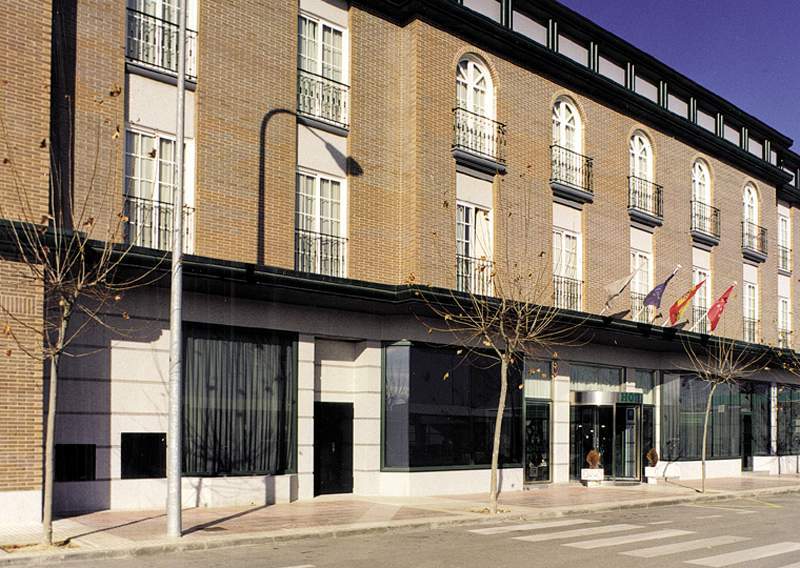 Checkin Madrid Parla Hotel Exterior photo