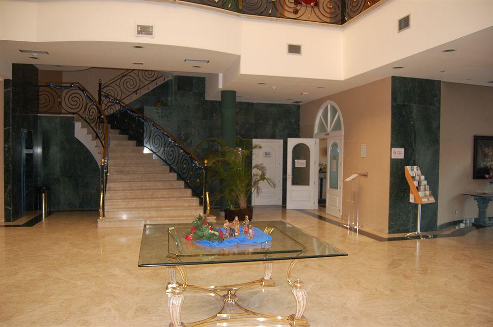 Checkin Madrid Parla Hotel Exterior photo